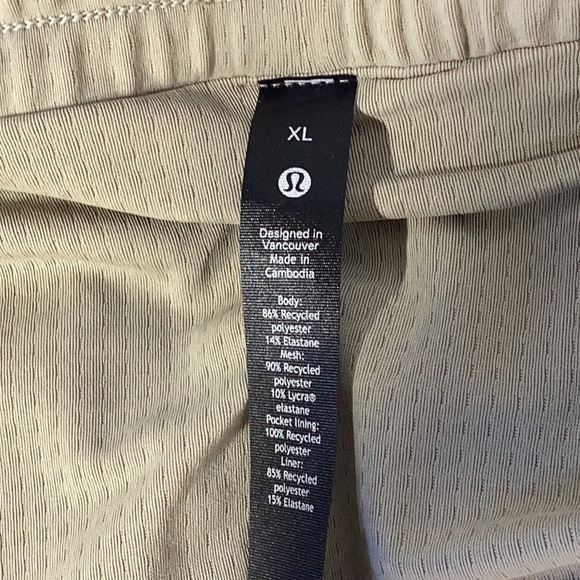 Lululemon pace rival short - Picture 13 of 14